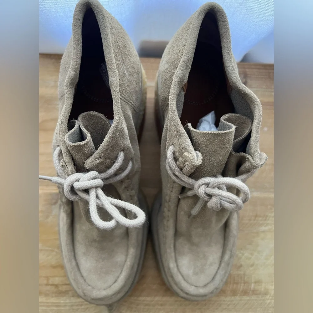 Chloé Women's Jamie Platform Ankle Booties in Taupe Size 40 New - Picture 4 of 11
